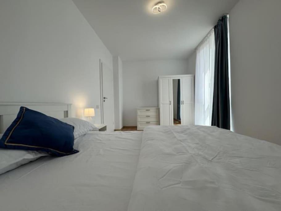Joy City Stay Vivalia 7B-25 Timişoara Buitenkant foto